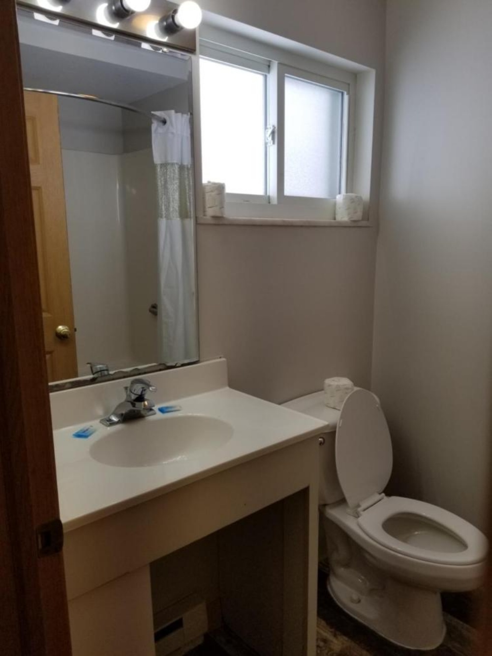 Room image 2
