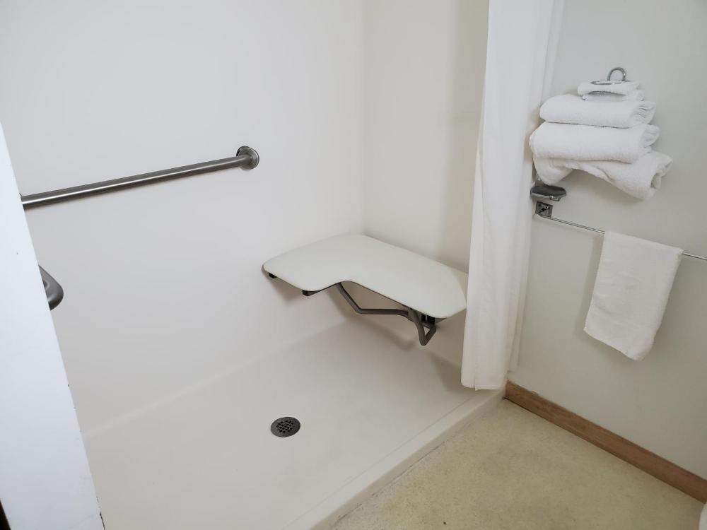 Room image 2