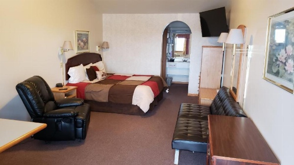 Bryan Inn image 13
